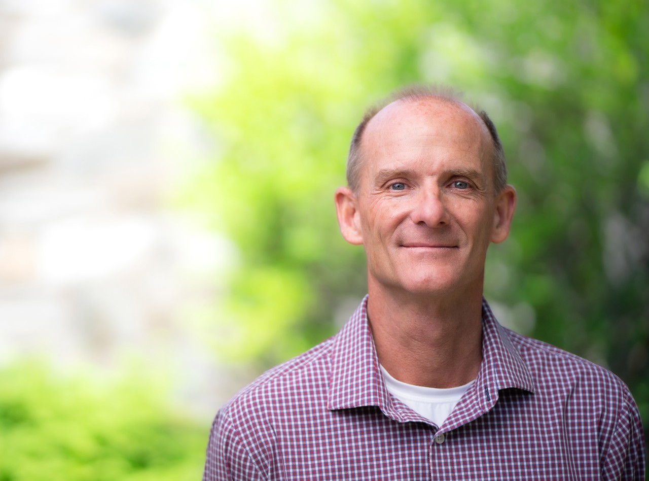 Headshot of senior leadership team member Steve Henn, CEO / Director